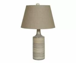 L06 Viveka Table Lamp
