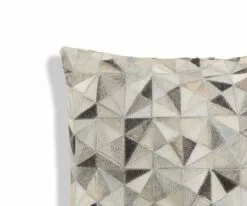 B36 Finnoy 12 x 18 Pillow Cover -Home Decor Sales L30 FINNOY 22X22 GY1copy