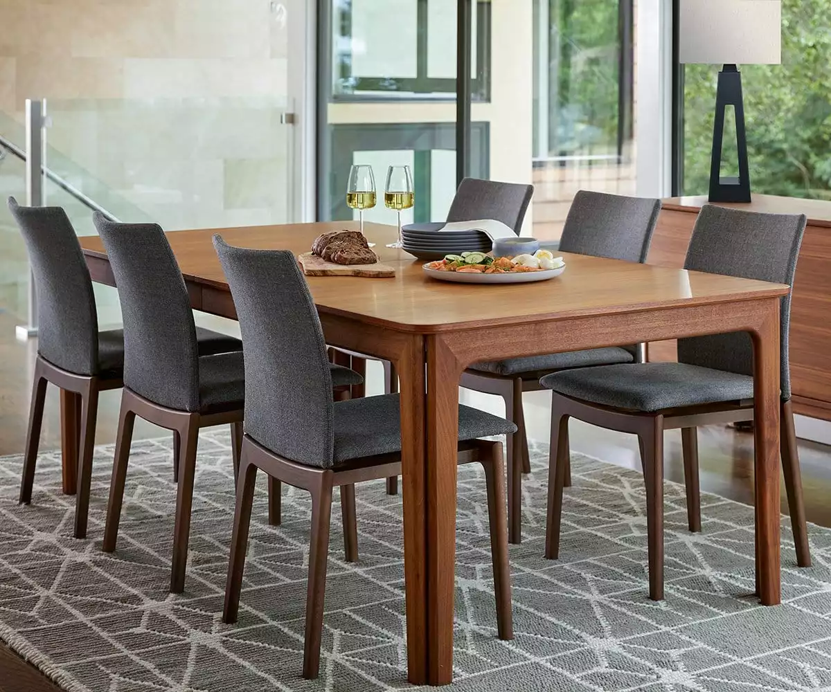 P11 Shangrila Table Lamp - Black 2 P11 Shangrila Table Lamp - Black - Image 2