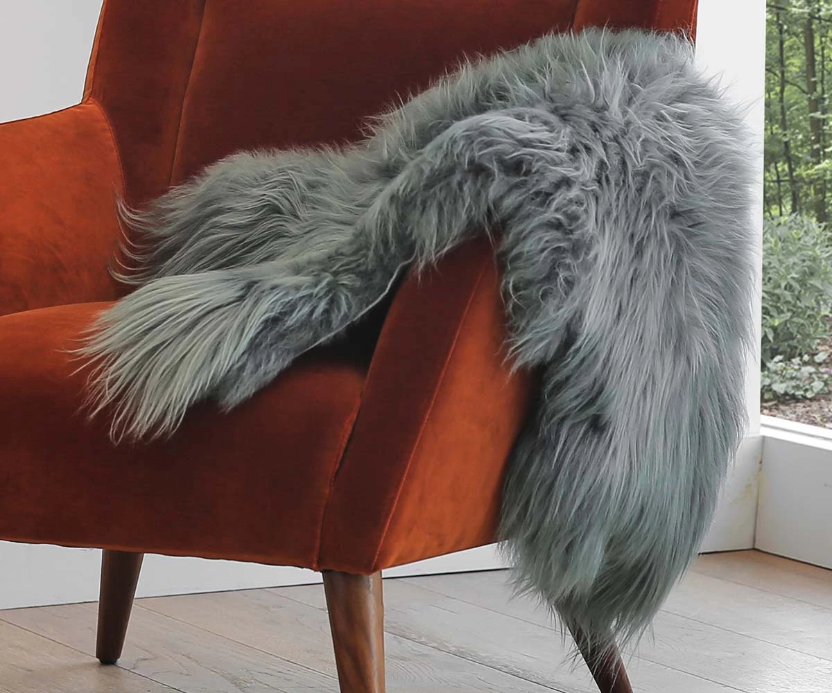 A17 Sheepskin Throw - Grey 2 A17 Sheepskin Throw - Grey - Image 2